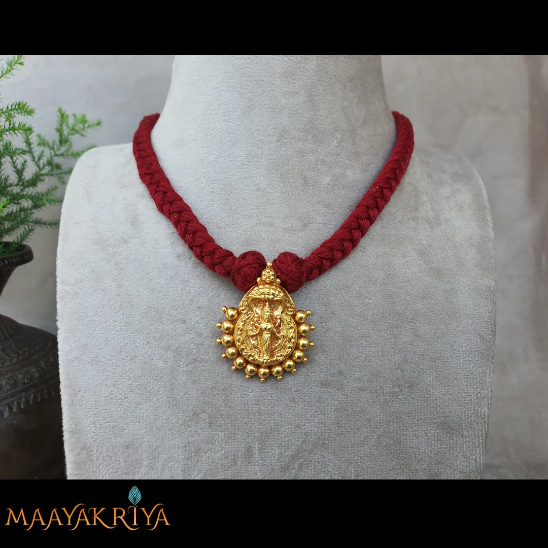 Lakshmi Nagara Small Pendant Set