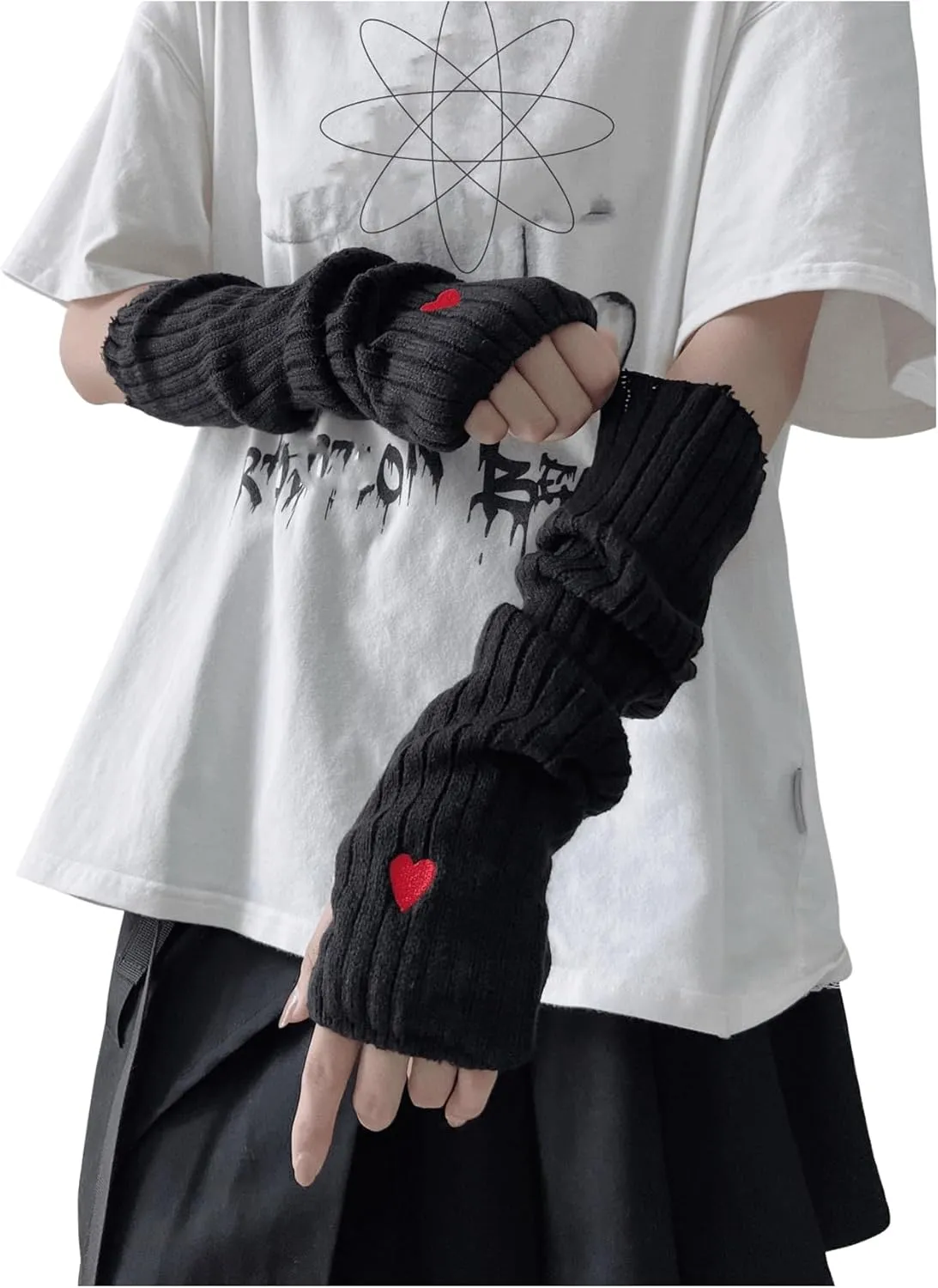 Verdusa Women's Heart Knit Arm Warmers Y2k Arm Sleeves Fingerless Gloves